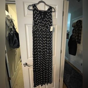 NWT! Brand new navy and white maxi dress from St. John’s Bay
